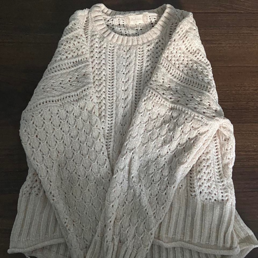 Super cute velvety sweater